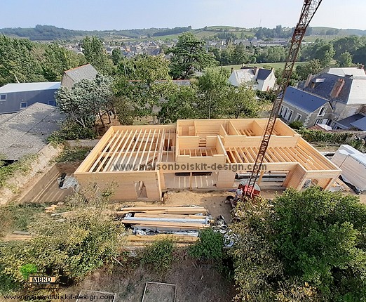 constructeur de maisons en bois