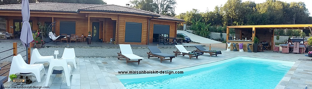 construction maison bois piscine corse