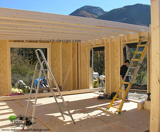 montage kit maison ossature bois